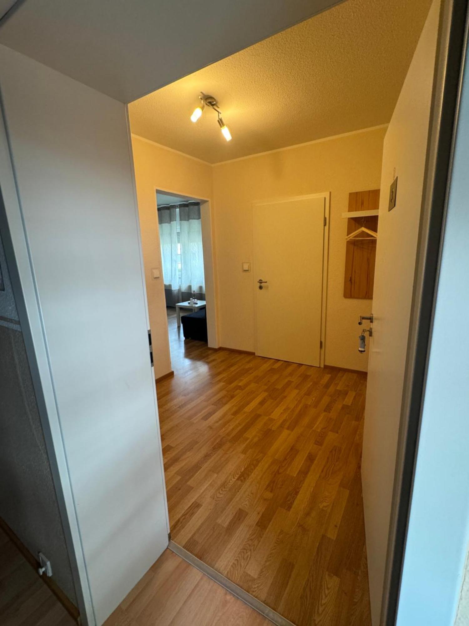 Skypension Schönefeld Buitenkant foto