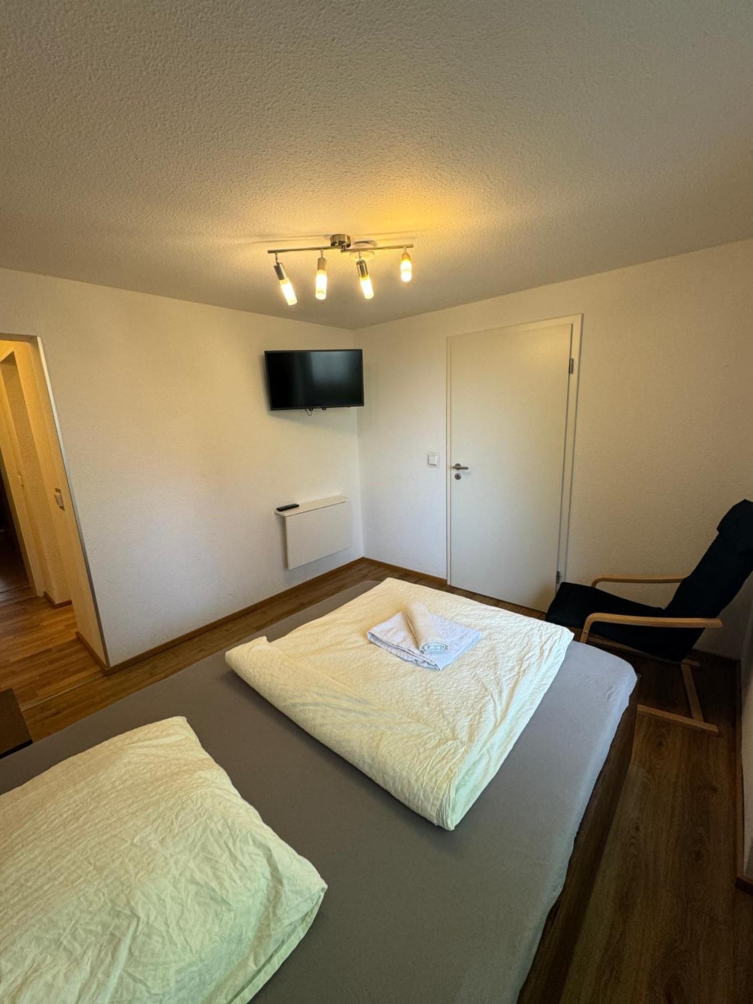 Skypension Schönefeld Buitenkant foto